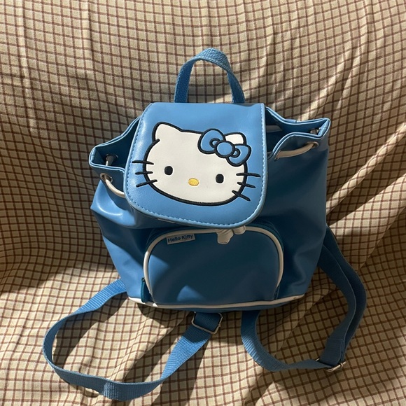 Hello Kitty Baby Blue Mini Backpack - Picture 3 of 3